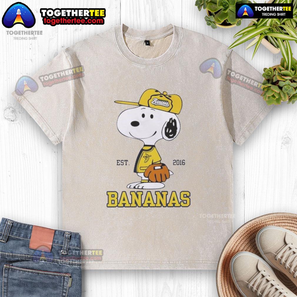 Pretty Peanuts Snoopy X Savannah Bananas Est 2016 T-Shirt - Image 6
