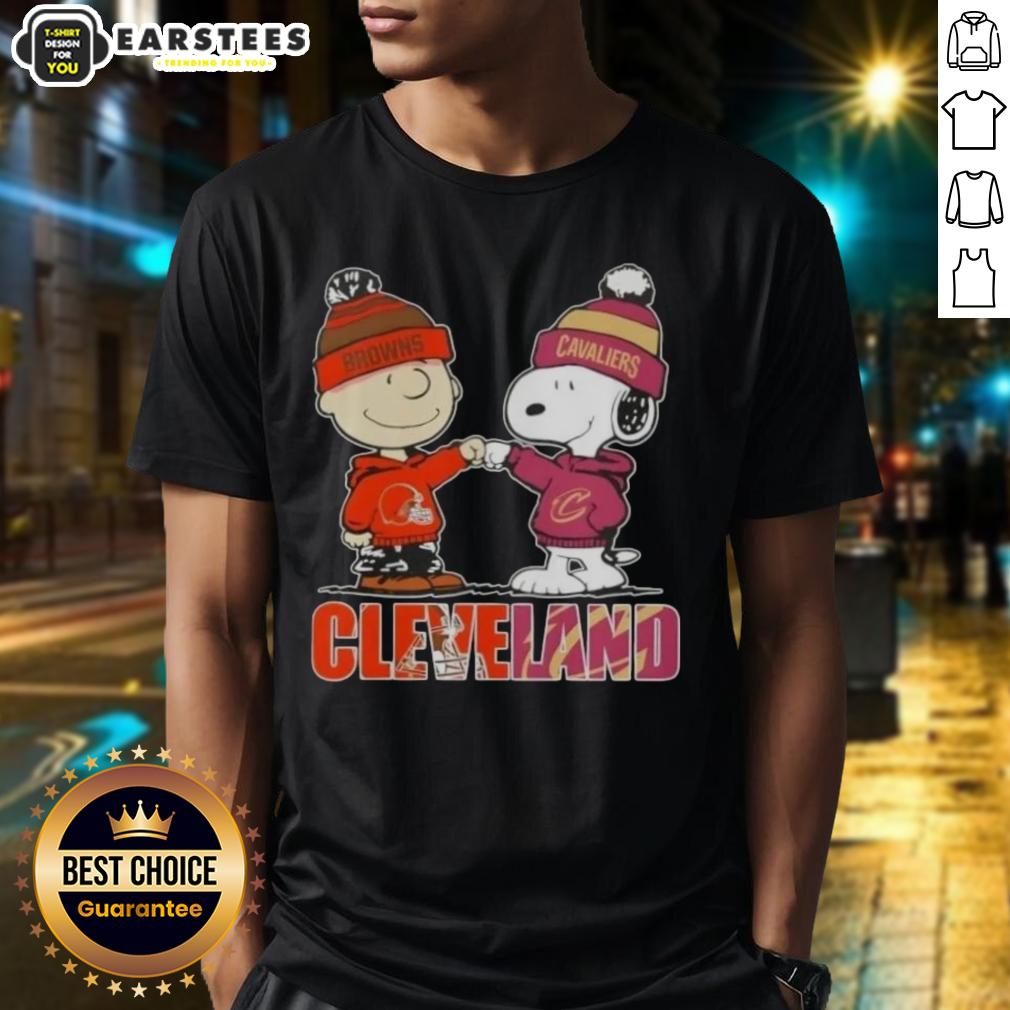 Awesome Charlie Brown And Snoopy Cleveland City Sports Browns X Cavaliers T-Shirt