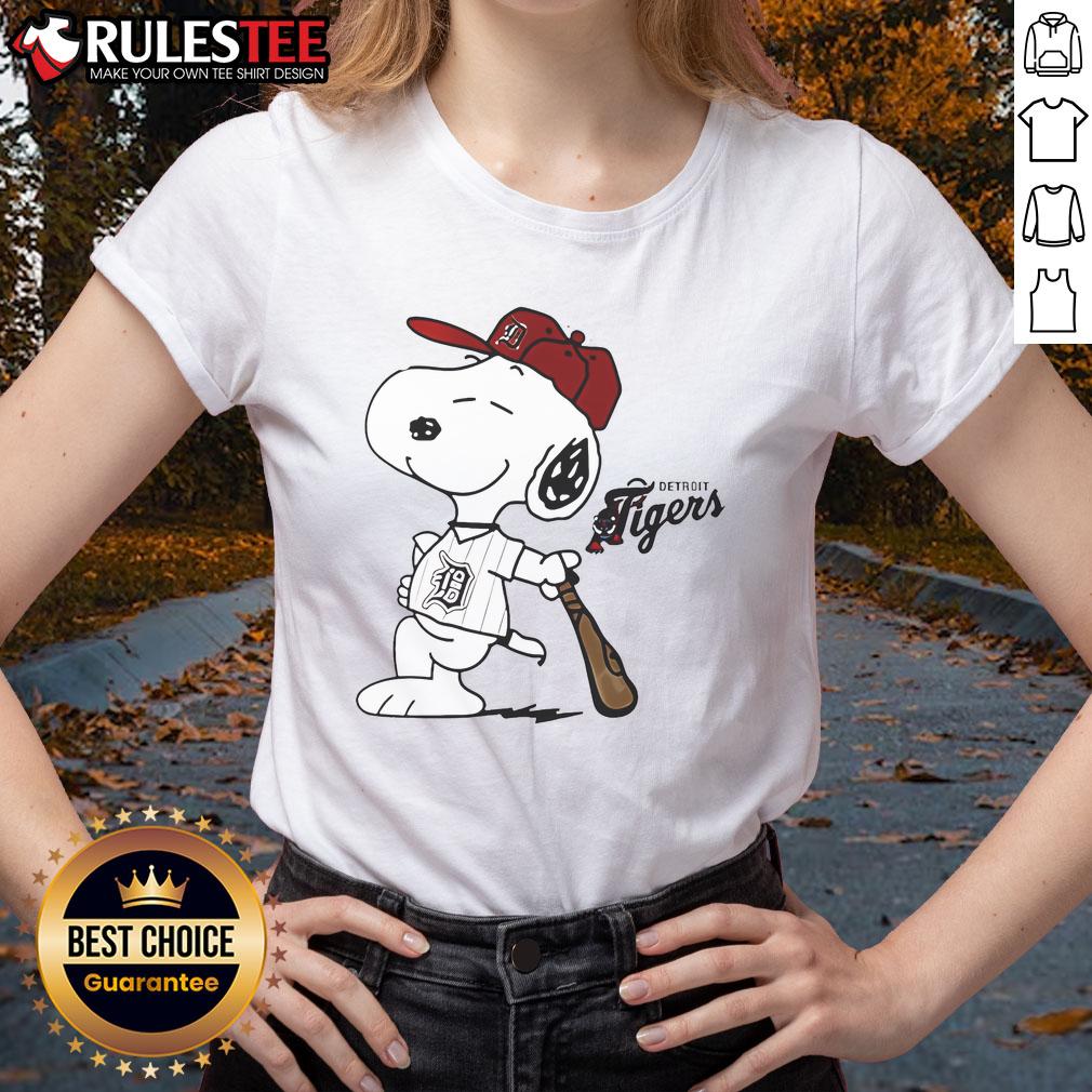 Cute Detroit Tigers Collab Snoopy 2025 Baseball T-Shirt - Image 3