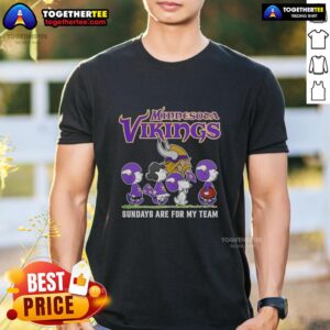 Original Snoopy And Friends Minnesota Vikings Football Sundays Are For My Team T-Shirt