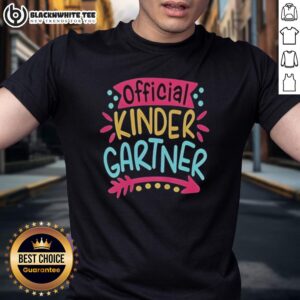 Pretty Kindergartner Girl First Day Of Kindergarten T-Shirt
