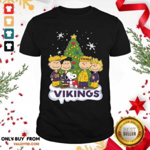 Hot Snoopy The Peanuts Minnesota Vikings Christmas Tree Pine Shirt