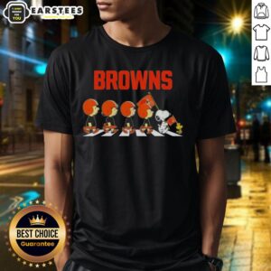 Top Cleveland Browns X Peanuts Snoopy And Friends Abbey Road T-Shirt