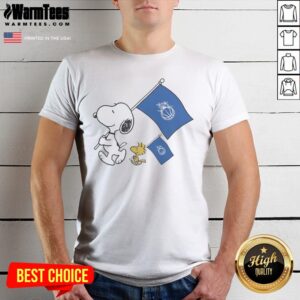 Official Snoopy And Woodstock Holding Orlando Magic Flags To Cheer Shirt