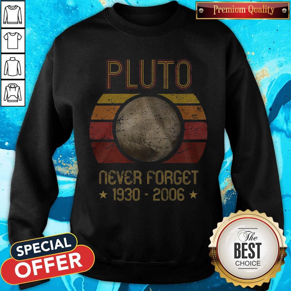 Nice Pluto Never Forgett 1930-2006 Vintage Shirt - Image 4