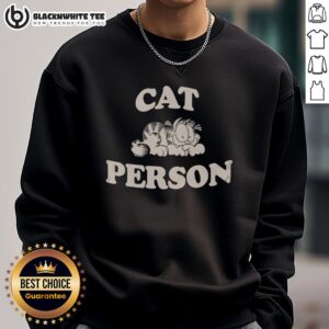 Alternative view of Pretty Garfieid Cat Person T-Shirt
