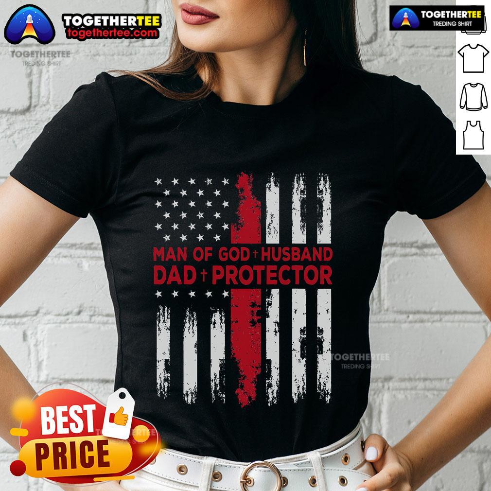 Top Jesus God Religious Man Of God Husband Dad Protector T-Shirt - Image 3