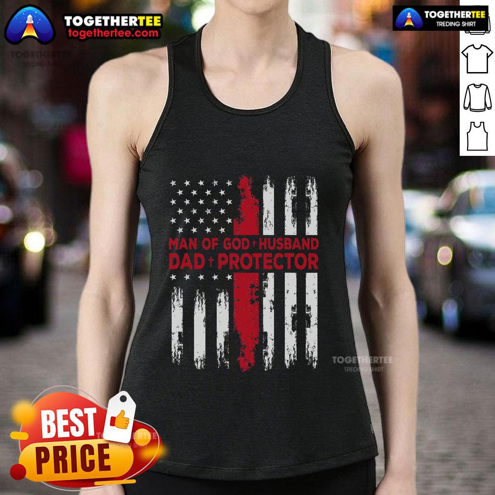 Top Jesus God Religious Man Of God Husband Dad Protector T-Shirt - Image 4