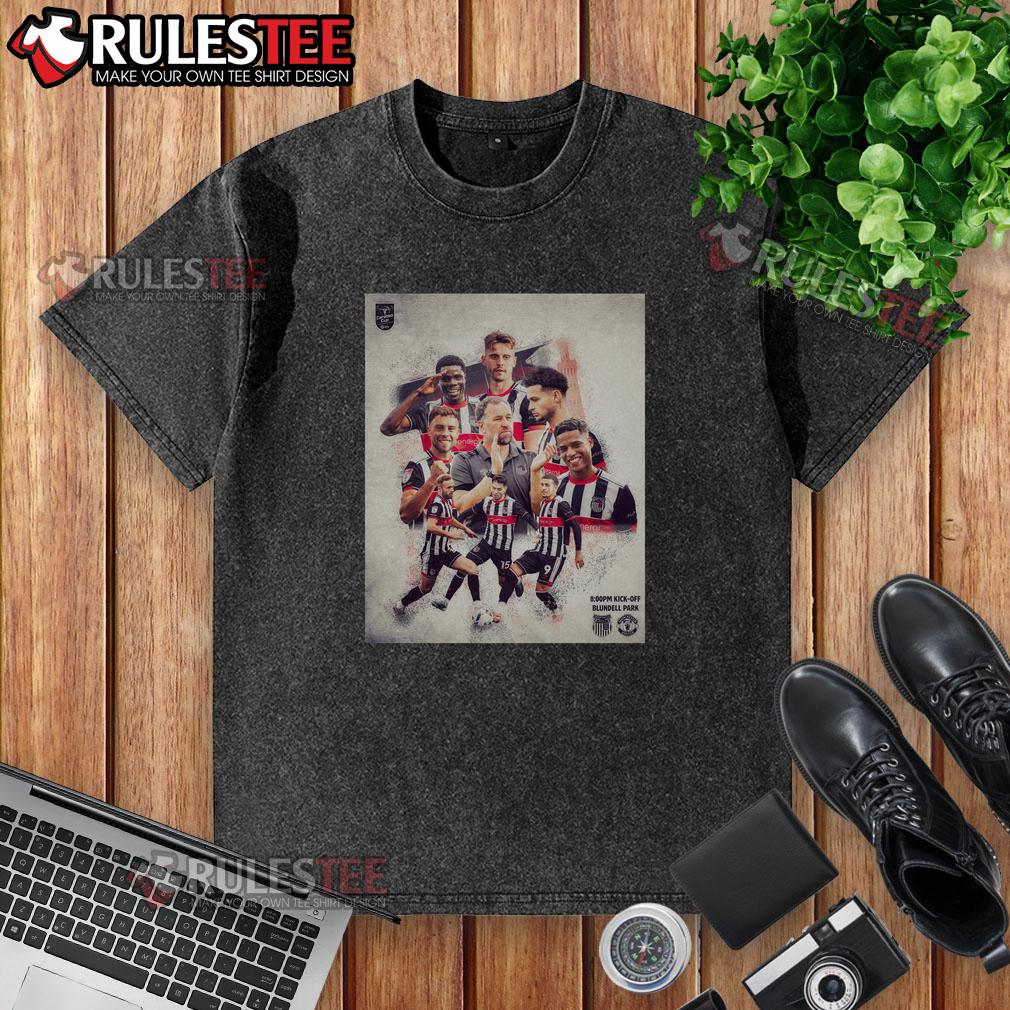 Nice Grimsby Town Soccer Player T-Shirt - Image 6