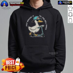 Alternative view of Top Last Day Of School Goose Just Wingin' It 'Til The Bell Rings T-Shirt