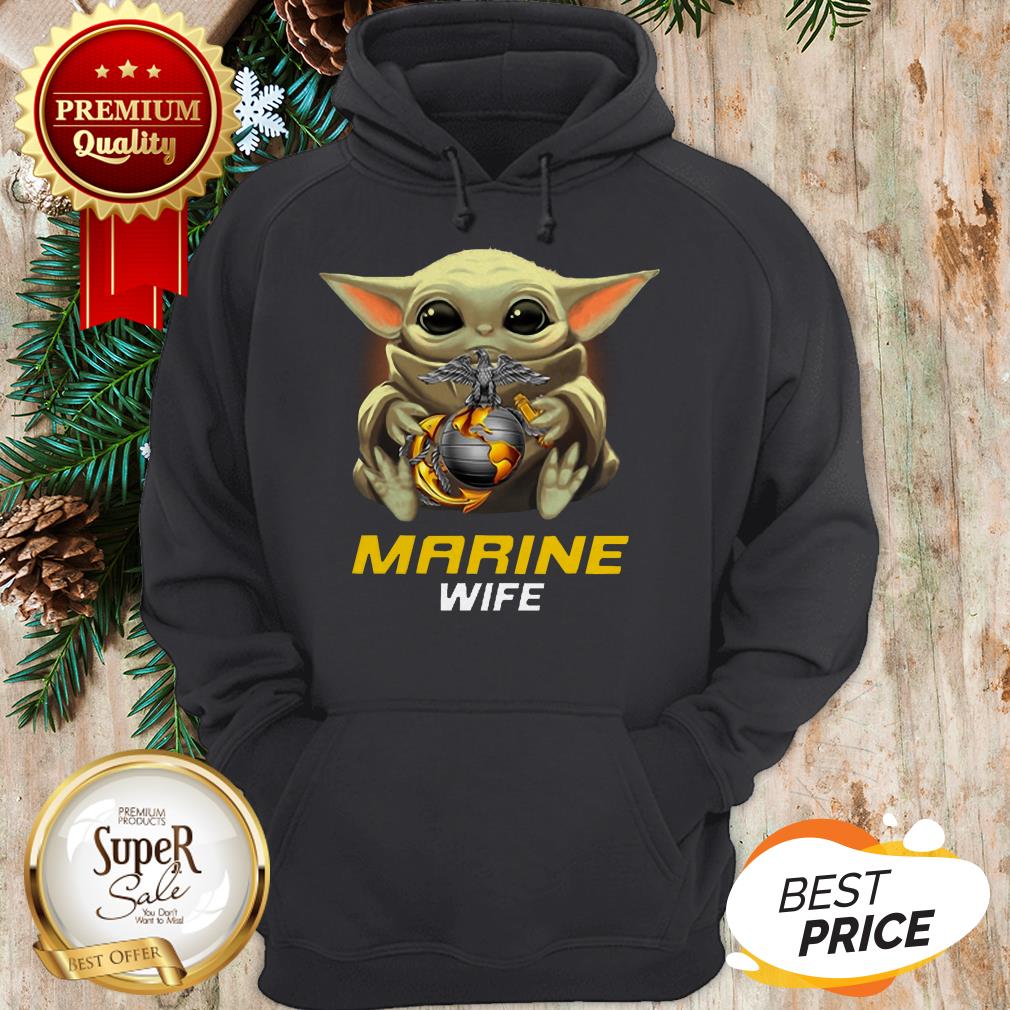 Star Wars Baby Yoda Hug United States Marine Wife Shirt - Image 5