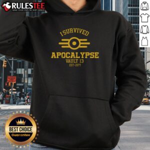Alternative view of Premium I Survived Apocalypse Vault 13 Est-2077 T-Shirt