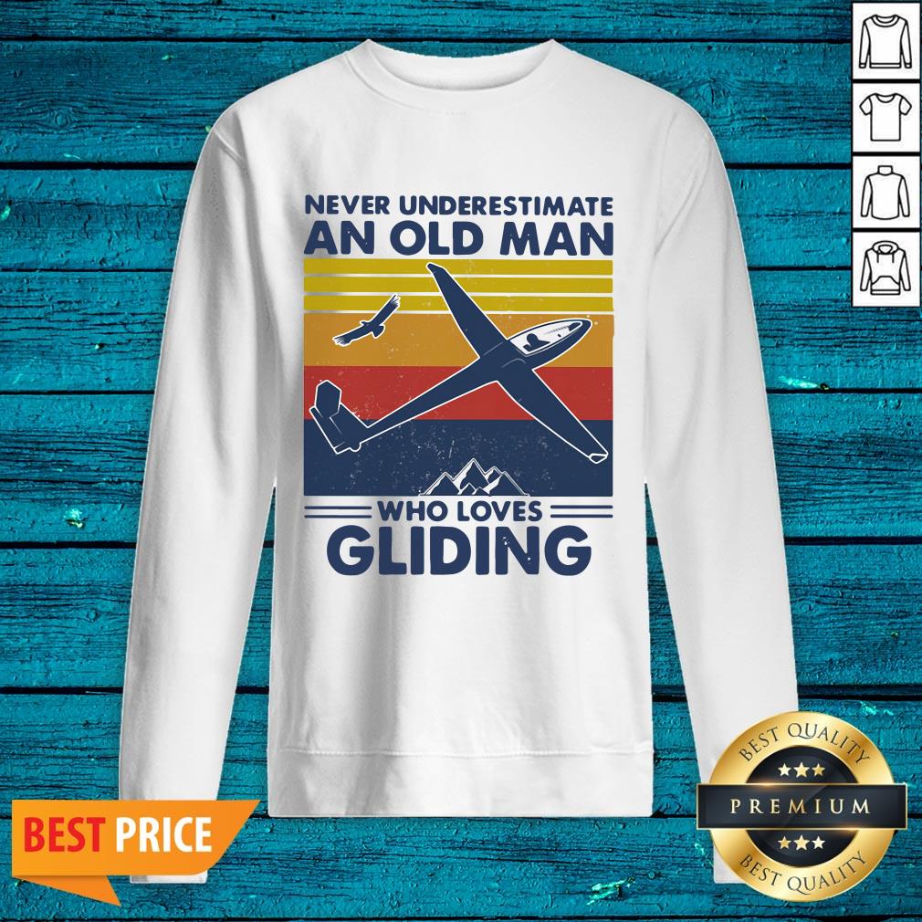 Hot Never Underestimate An Old Man Who Loves Gliding Vintage Shirt - Image 2
