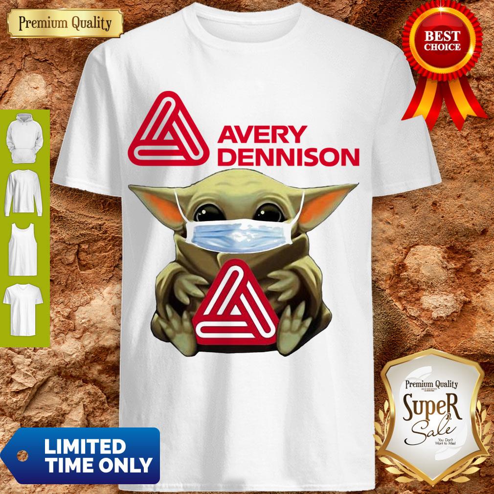 Top Baby Yoda Face Mask Hug Avery Dennison Shirt