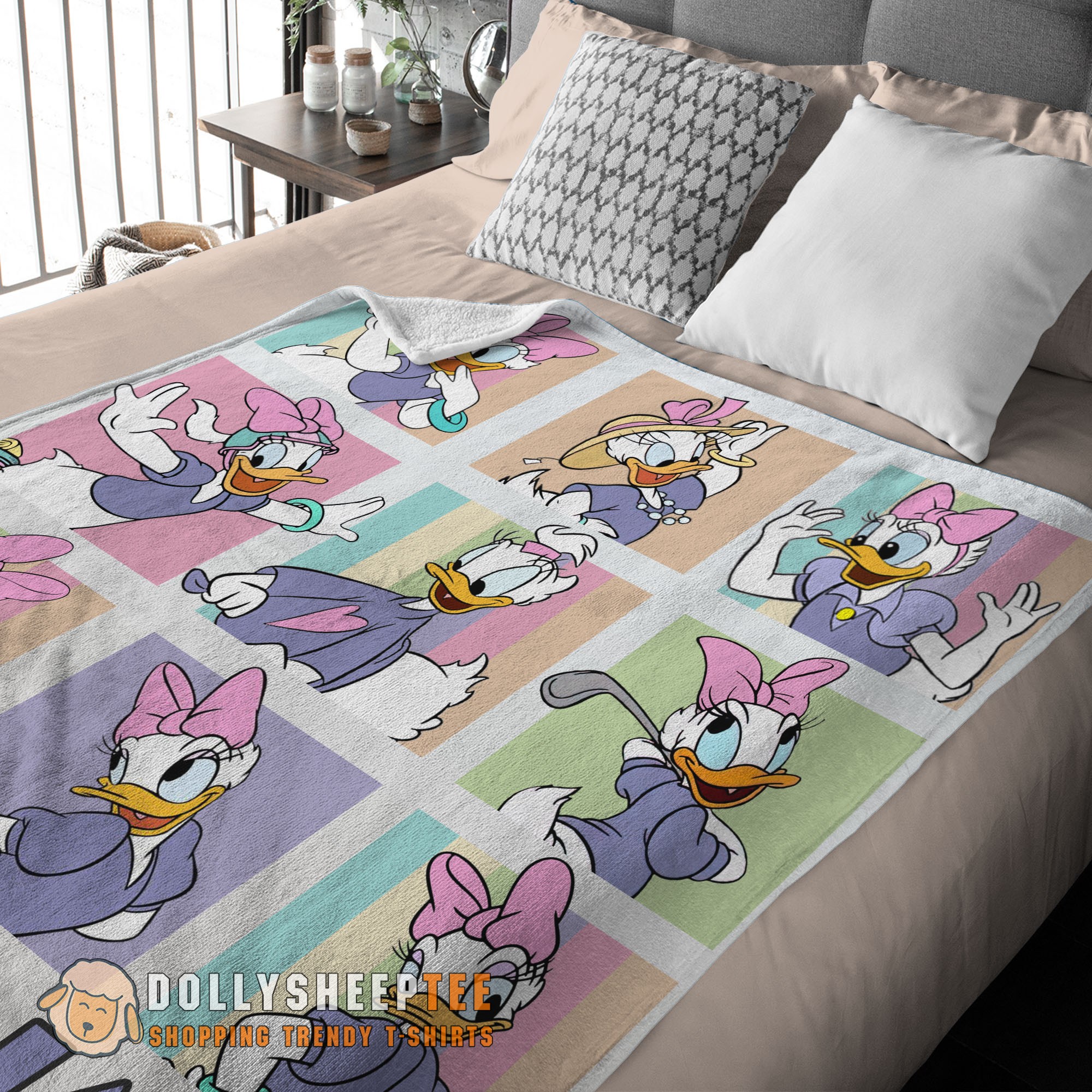 Perfect Disney Daisy Duck And Friends Daisy Duck Moods Blanket Customize Blanket - Image 2