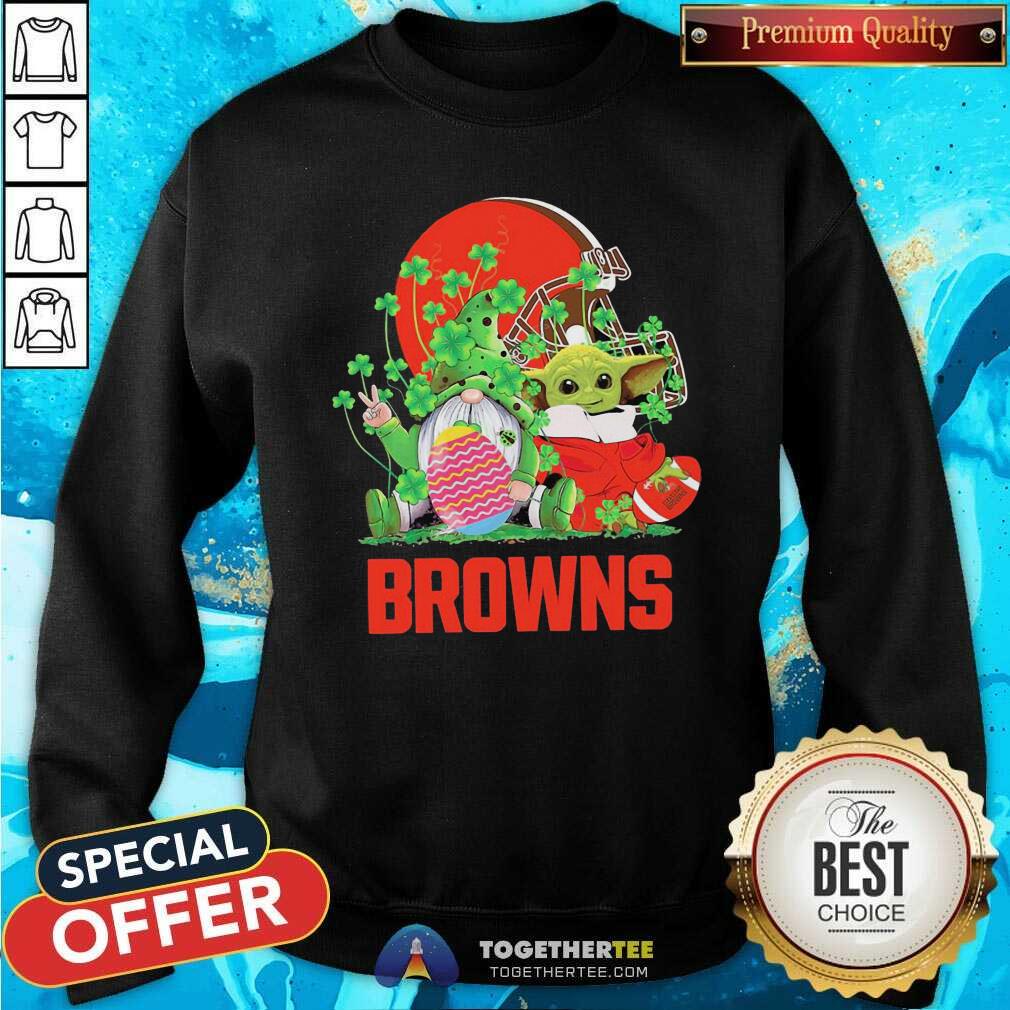 Good Baby Yoda And Gnomes St Patricks Day Cleveland Browns 2021 Shirt - Image 2
