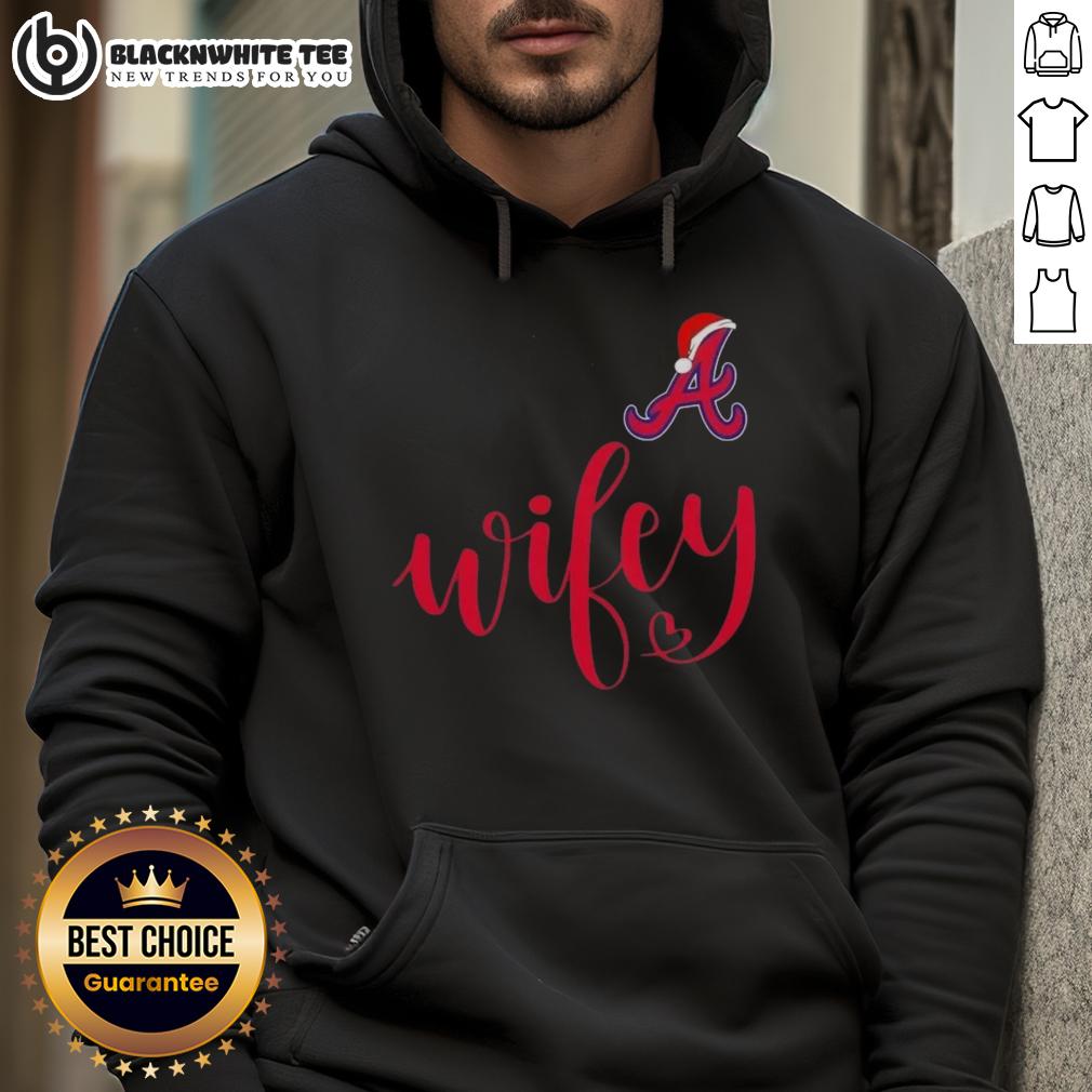 Good Wifey Atlanta Braves Santa Hat Merry Christmas T-Shirt - Image 2