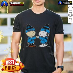 Nice Carolina Panthers Snoopy And Charlie Brown Best Friends T-Shirt