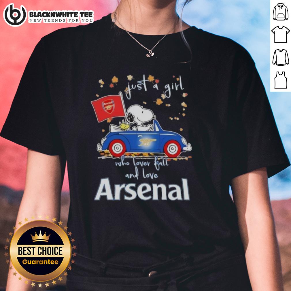Top Peanuts Snoopy Driving Car Just A Girl Who Lover Fall And Love Arsenal FC T-Shirt - Image 3