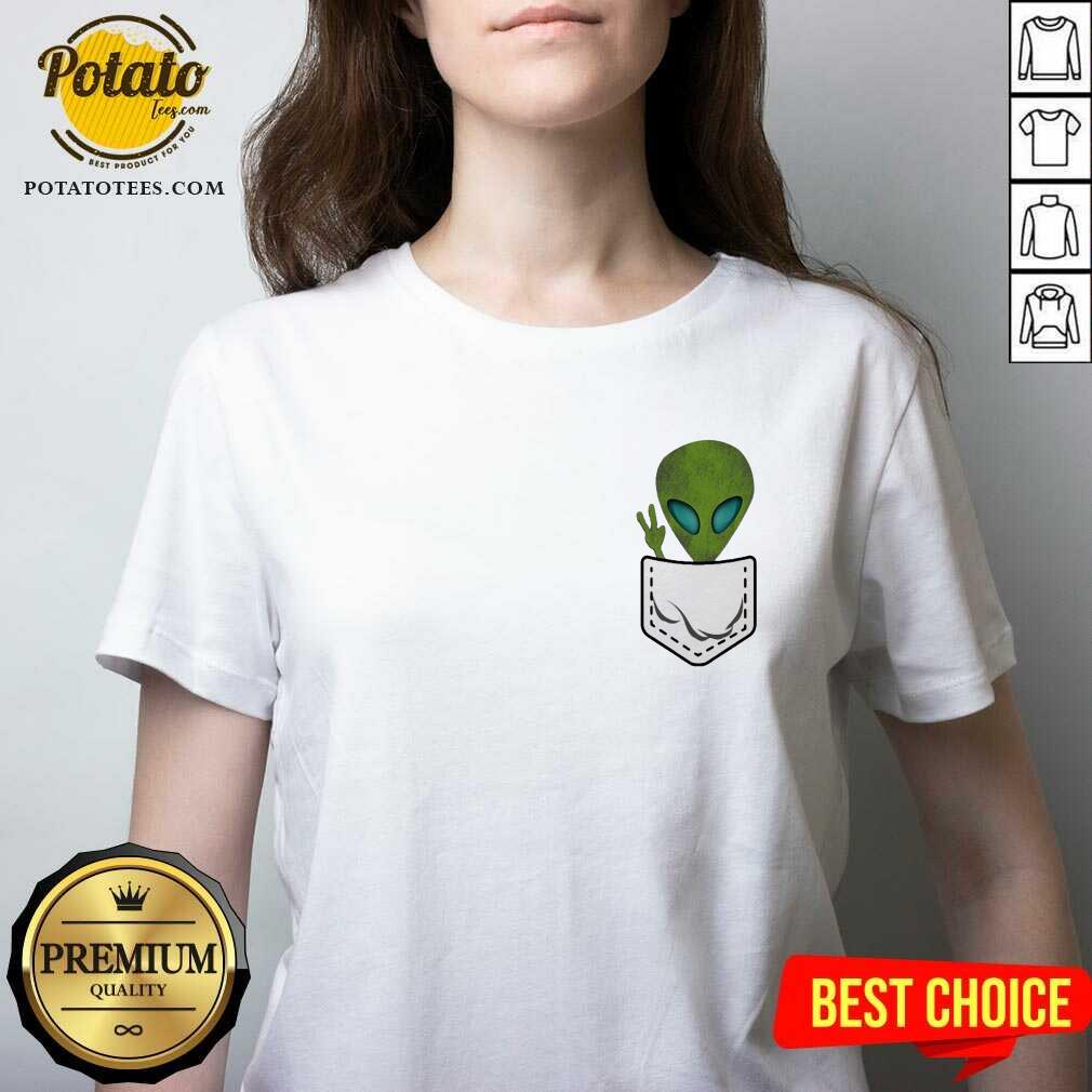 Alien Pocket Cool Funny Cute Peace Ufo Gift Shirt - Image 5