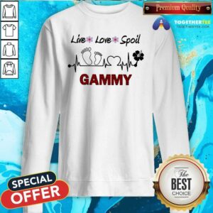 Alternative view of Cute Live Love Spoil Gammy Heartbeat Shirt
