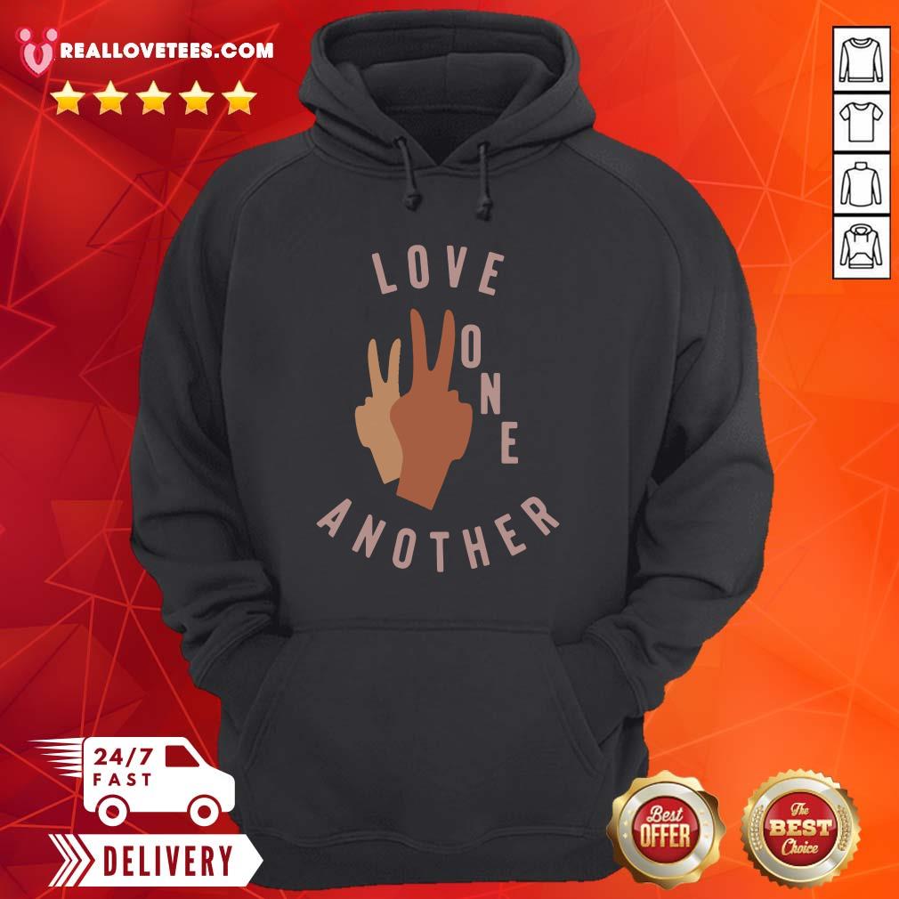 Lovely Old Navy Love One Another Shirt - Image 4