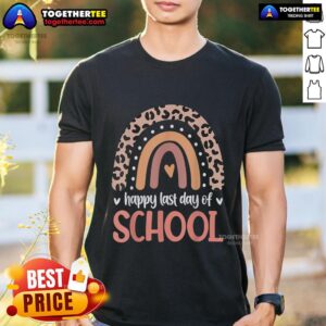 Nice Leopard Rainbow Kindergarten Teacher Last Day Of School T-Shirt