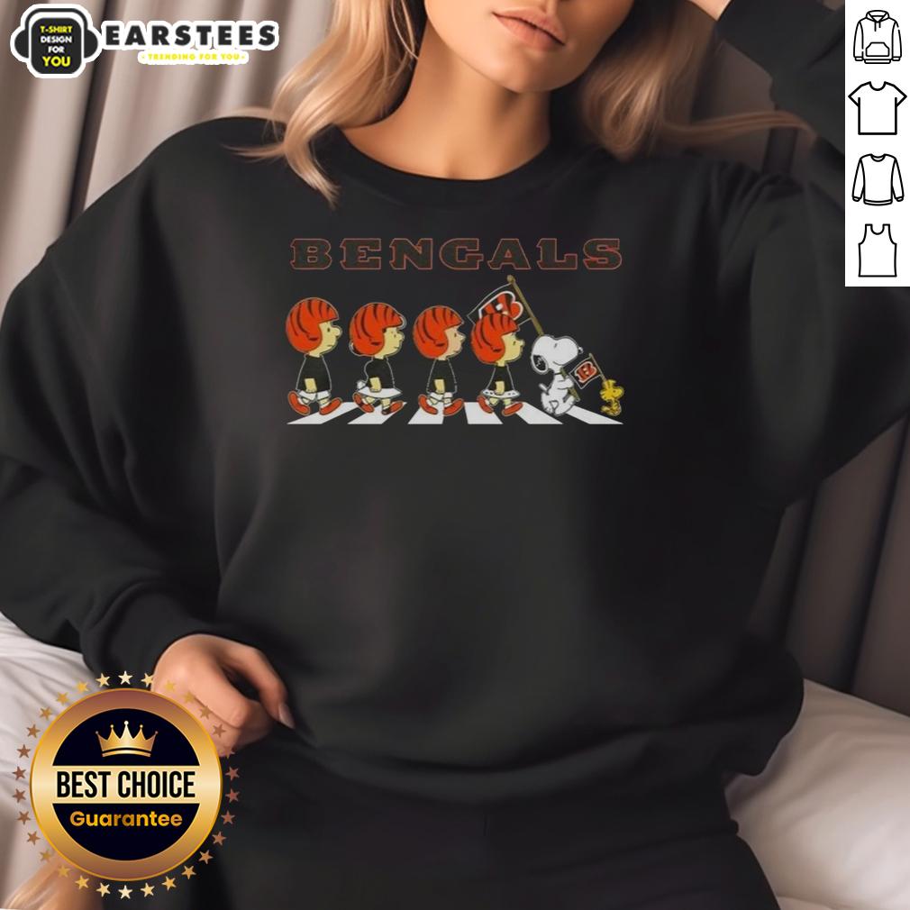 Top Cincinnati Bengals X Peanuts Snoopy And Friends Abbey Road T-Shirt - Image 5