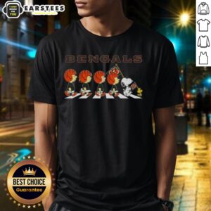 Top Cincinnati Bengals X Peanuts Snoopy And Friends Abbey Road T-Shirt