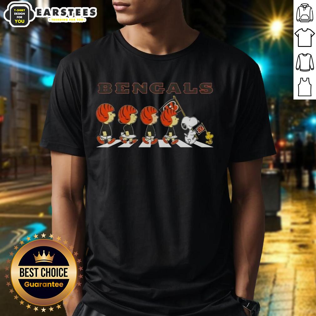 Top Cincinnati Bengals X Peanuts Snoopy And Friends Abbey Road T-Shirt