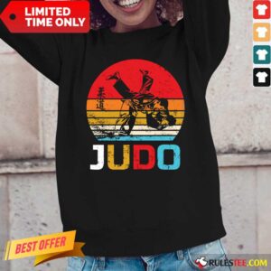 Alternative view of Judo Sunset Throw Vintage Shirt