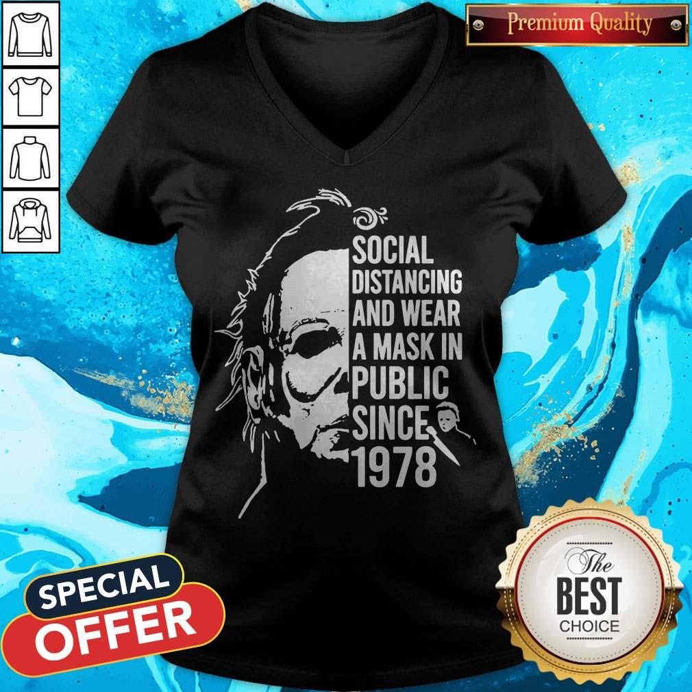 Michael Myers Social Distancing And Wear A Mask In Public Since 1978 Shirt - Image 2