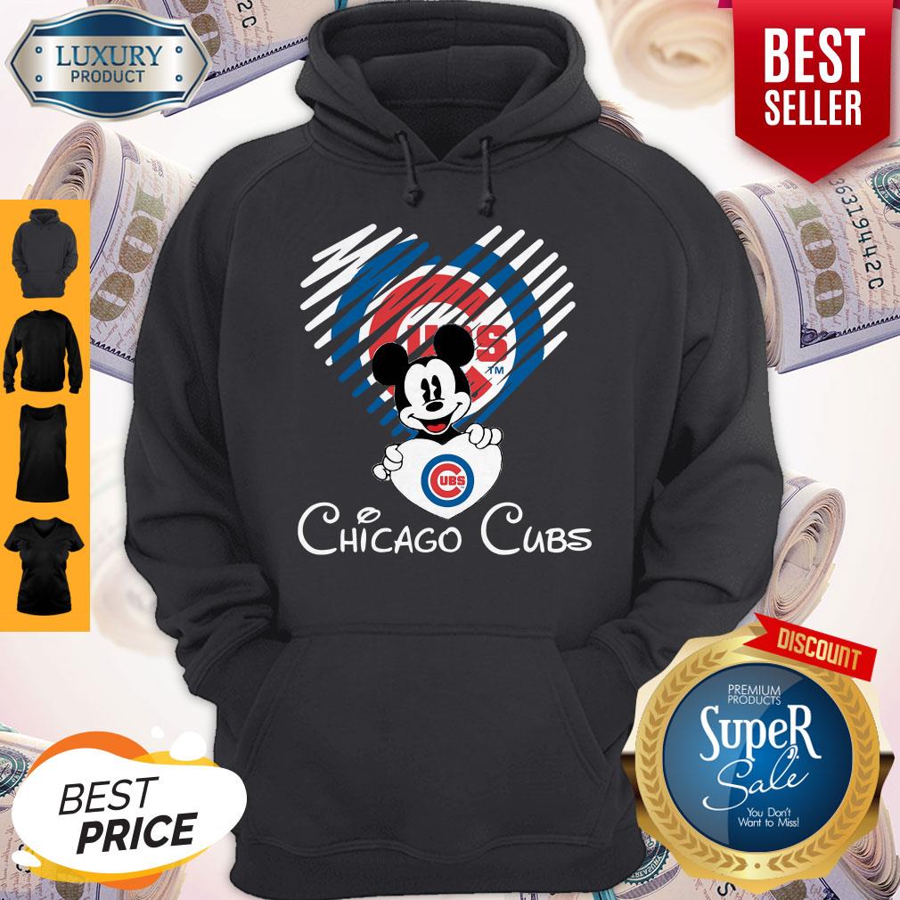 Mickey Mouse Hug Heart Chicago Cubs Logo Shirt - Image 2