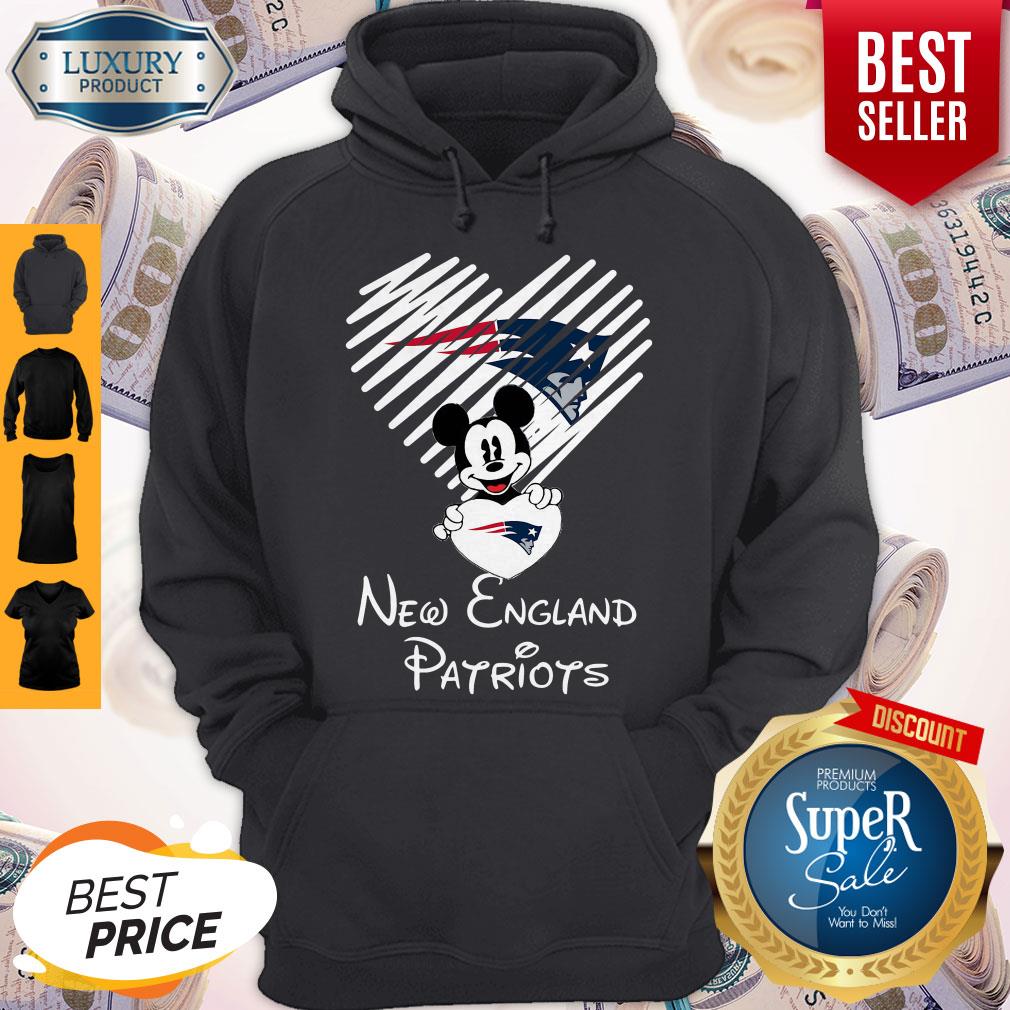 Mickey Mouse Hug Heart New England Patriots Logo Shirt - Image 4