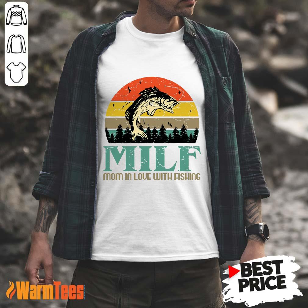 Milf Mom In Love With Fishing Vintage Shirt