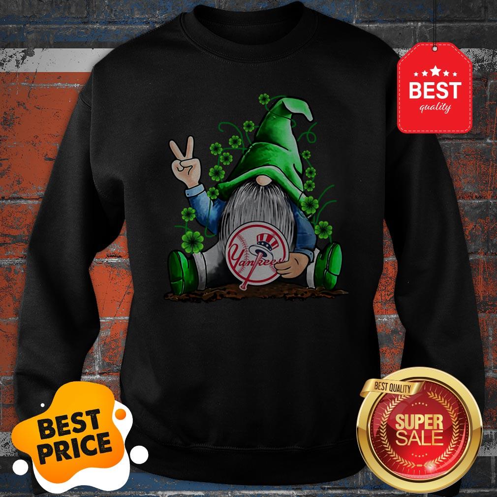 MLB Gnomes Lucky Hug New York Yankees Baseball Shirt - Image 5