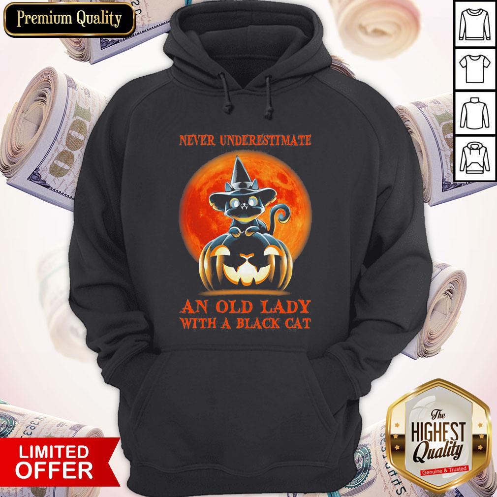Never Underestimate An Old Lady With A Black Cat Pumpkin Sunset Halloween Shirt - Image 3