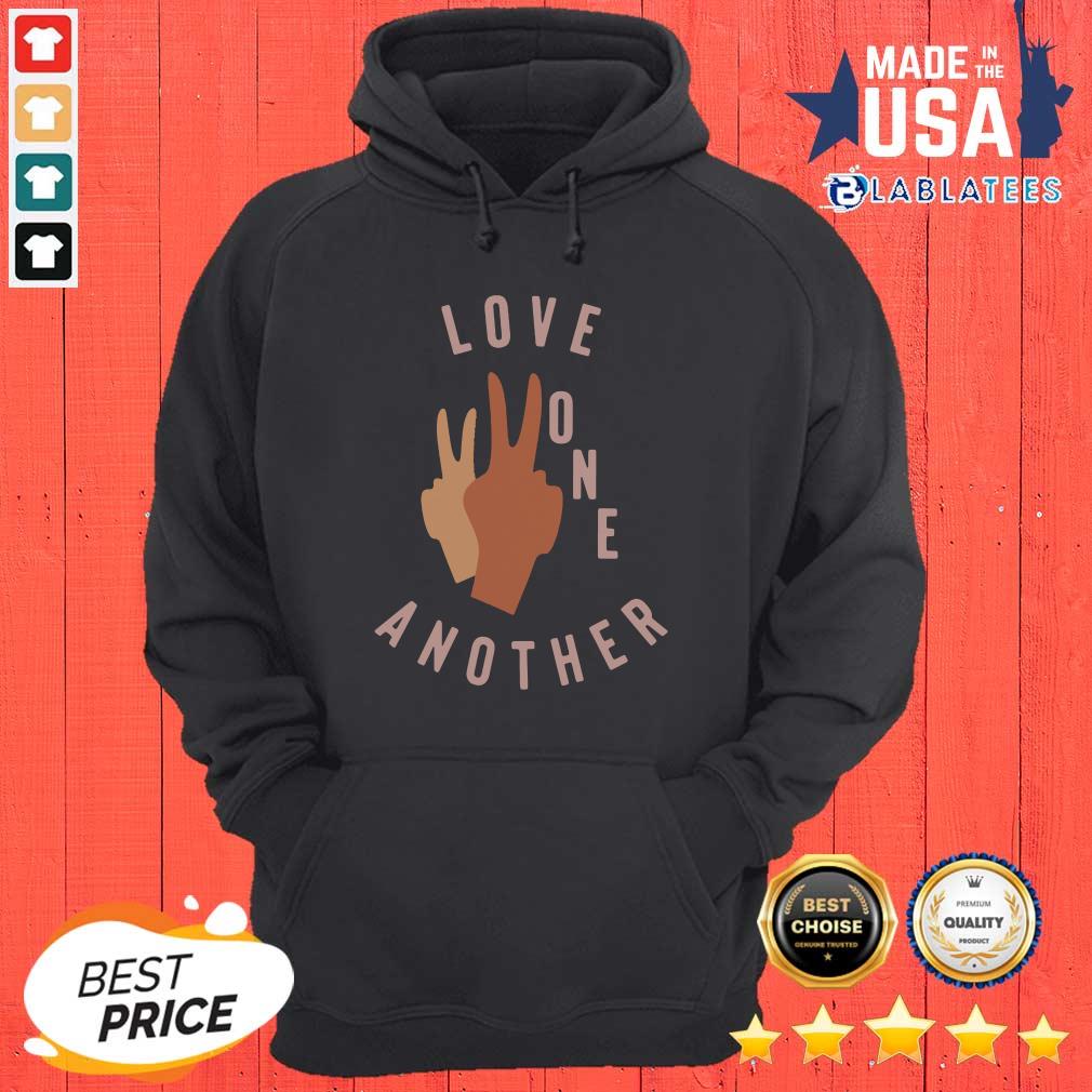 Great Old Navy Love One Another Shirt - Image 3