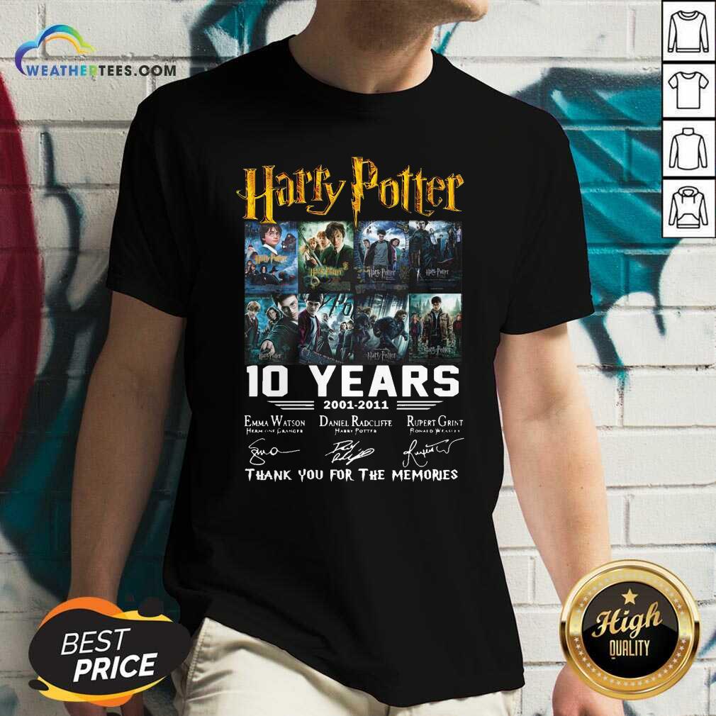 Nice Harry Potter 10 Years 2001 2011 Thank You For The Memories Signatures Shirt - Image 3