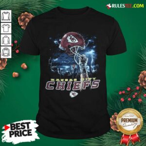 Nice Kansas City Chiefs Sky Helmet Black T-Shirt