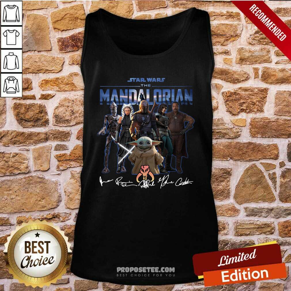 Nice Star Wars The Mandalorian And Baby Yoda Signatures Shirt - Image 3
