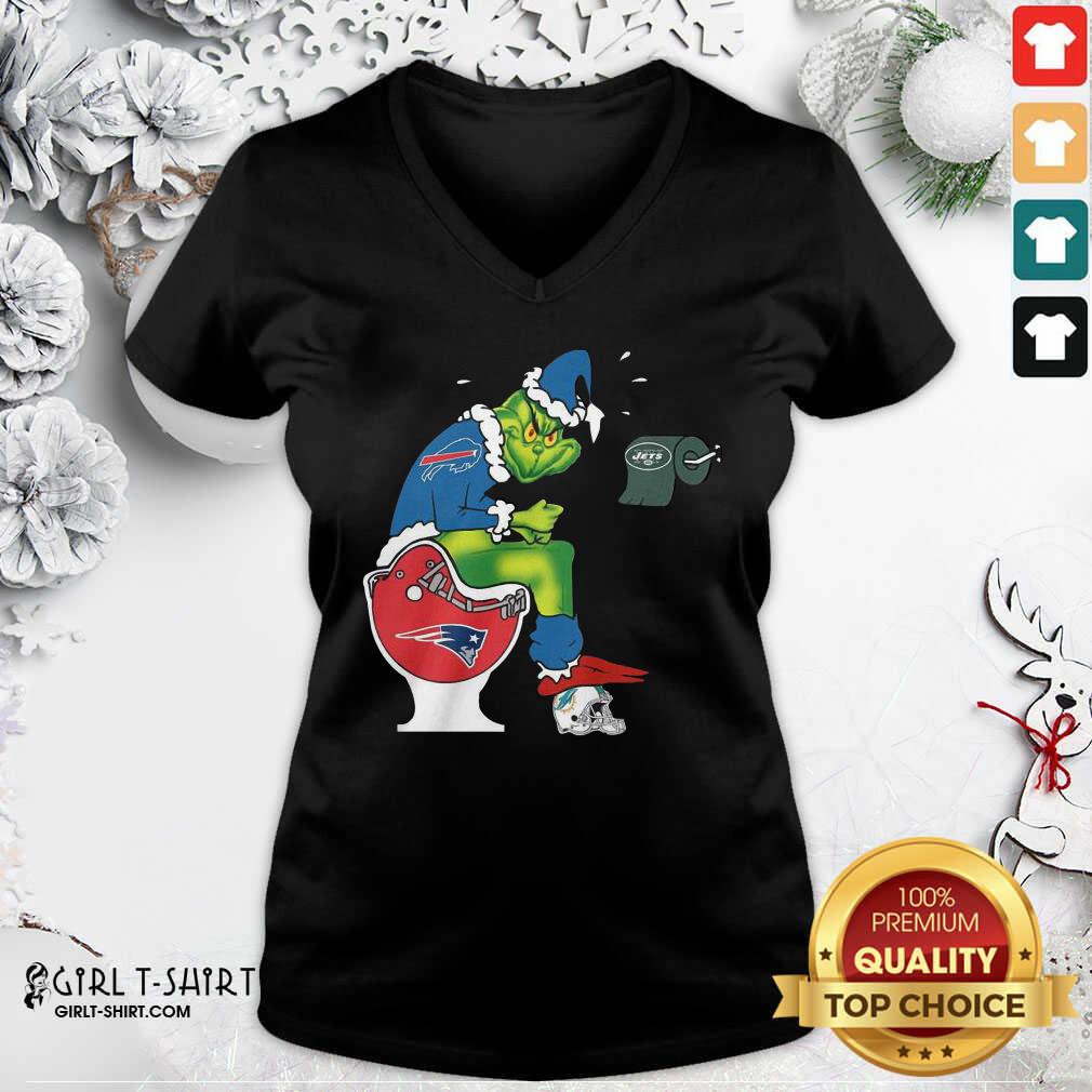 Nice The Grinch New York Jets Shit On Toilet New England Patriots And Other Teams Christmas Shirt - Image 2