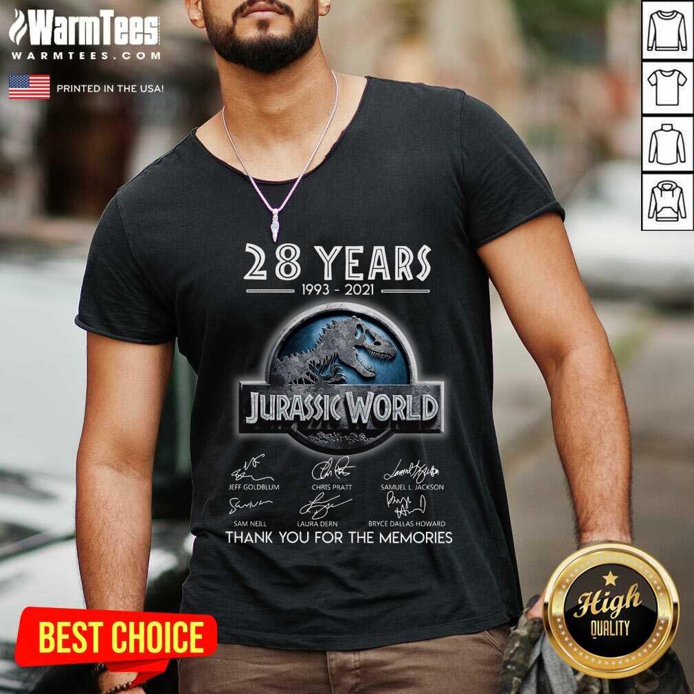 Official 28 Years Great Jurassic World Shirt - Image 5