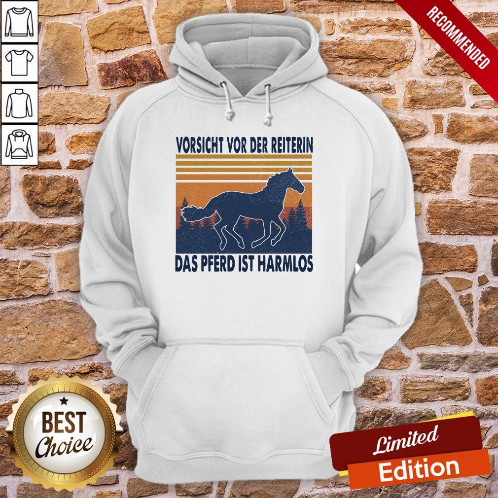Official Horse Vorsicht Vor Der Reiterin Das Pferd Ist Harmlos Vintage Retro Shirt - Image 2