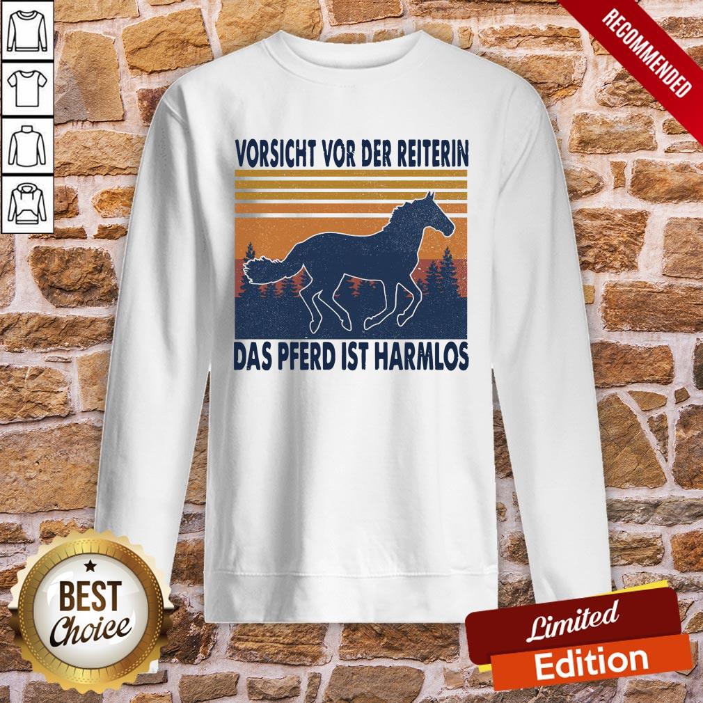 Official Horse Vorsicht Vor Der Reiterin Das Pferd Ist Harmlos Vintage Retro Shirt - Image 5