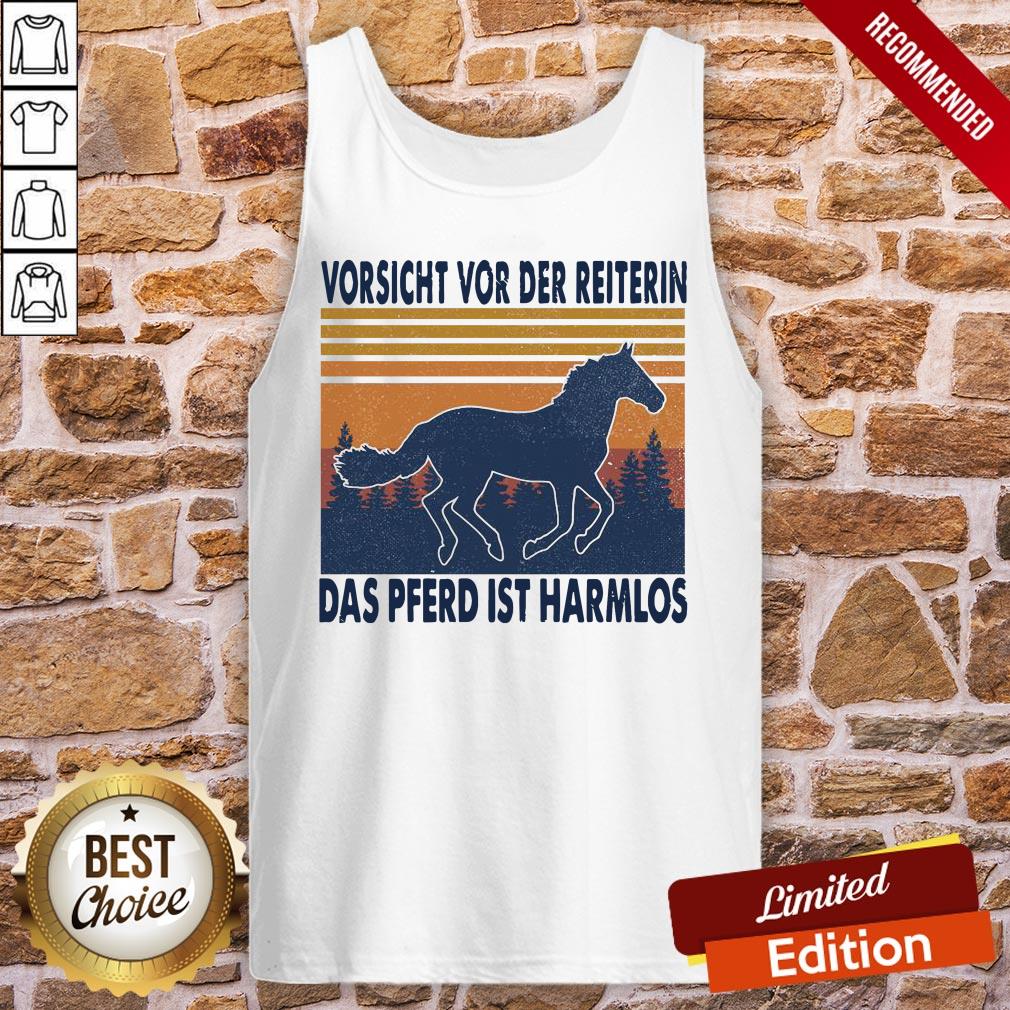 Official Horse Vorsicht Vor Der Reiterin Das Pferd Ist Harmlos Vintage Retro Shirt - Image 4