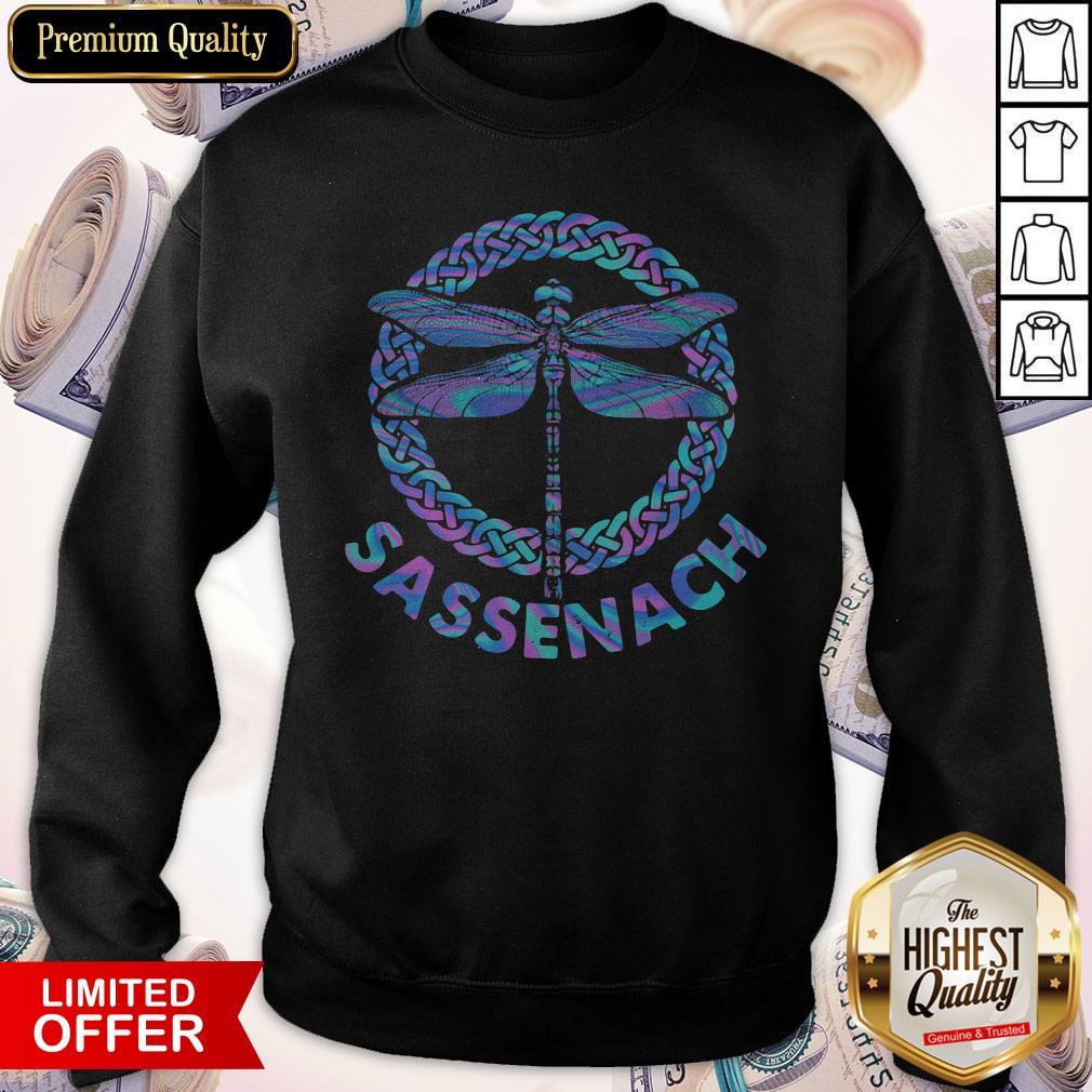 Official I Love Butterfly Sassenach Color Shirt - Image 4