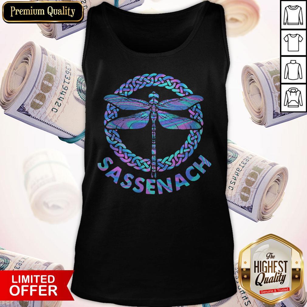 Official I Love Butterfly Sassenach Color Shirt - Image 3
