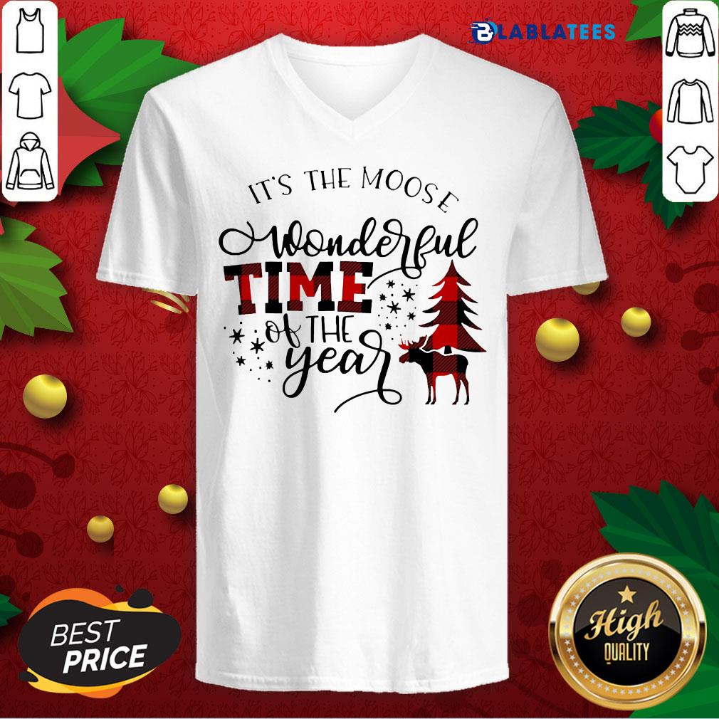 Premium It’s The Moose Wonderful Time Of The Year Shirt - Image 4