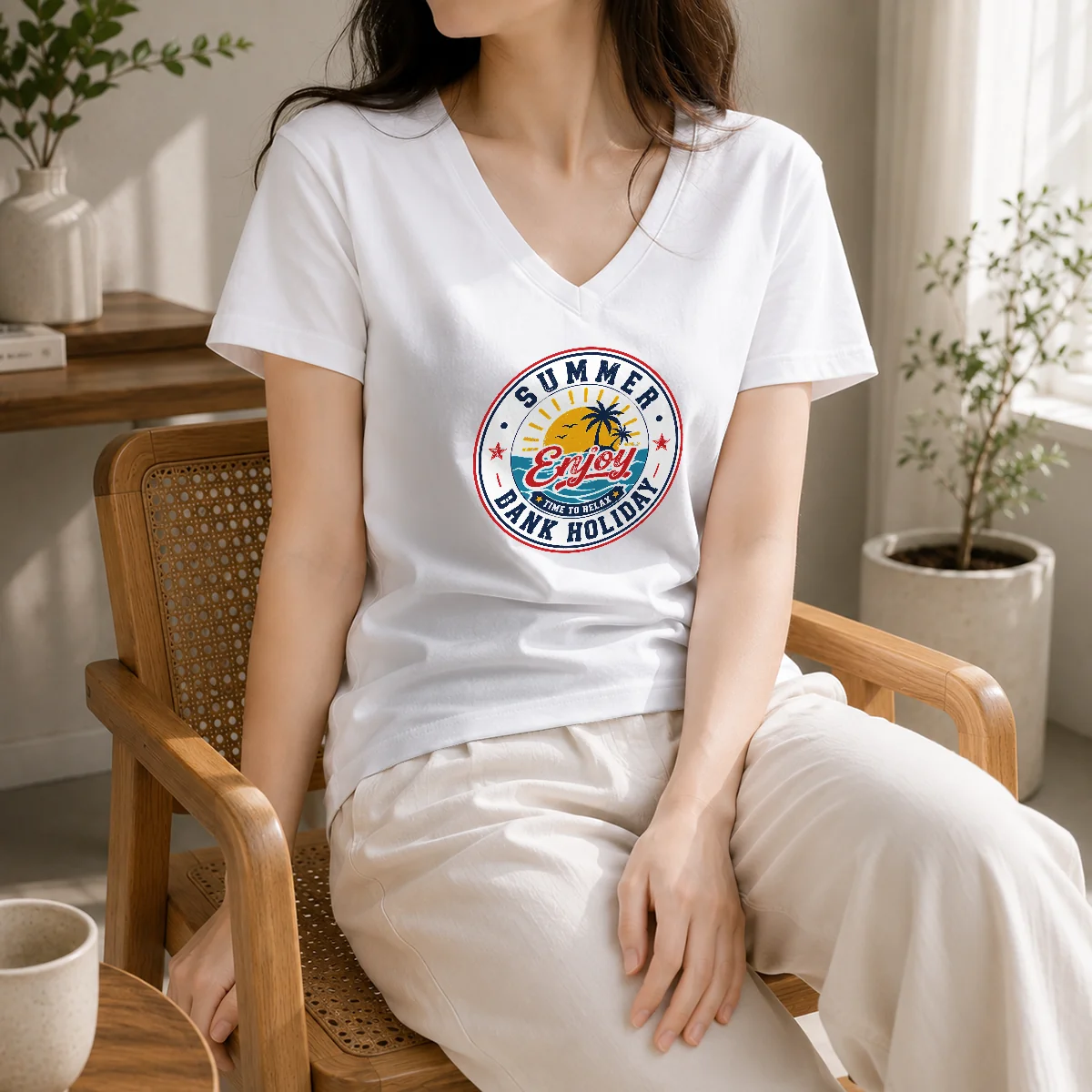 Premium Vintage Badge Summer Bank Holiday Enjoy Relax Palm Shirt - Image 2
